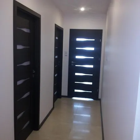 Awiator Delta Apartament *